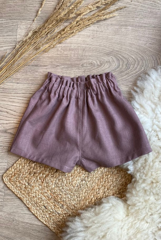 Linen shorts with ruffle waist