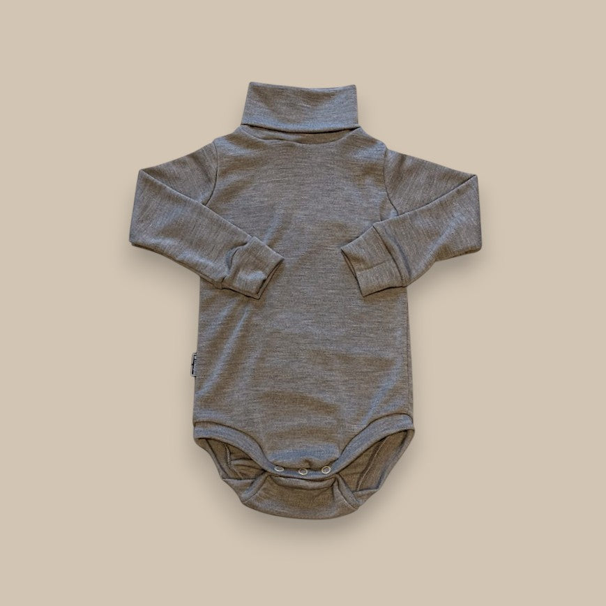 Body with high neck in merino wool